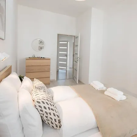 Trendy At Castle Holiday home *